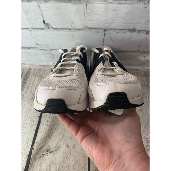 NIKE Women’s Air Max Excee Sneakers / Size: 6.5 - Picture 7 of 9